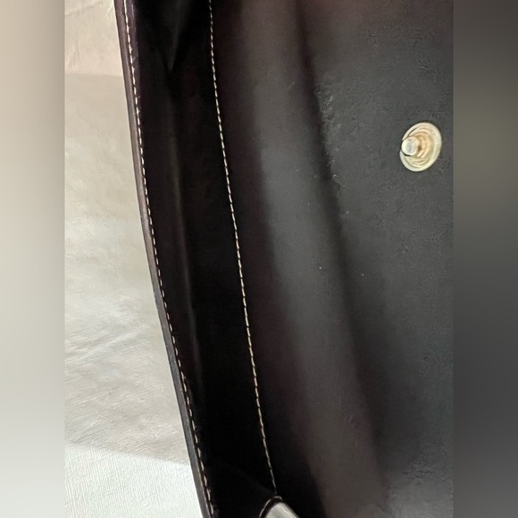 REDUCED ❗️ Gucci Wallet with flaws - Picture 7 of 17